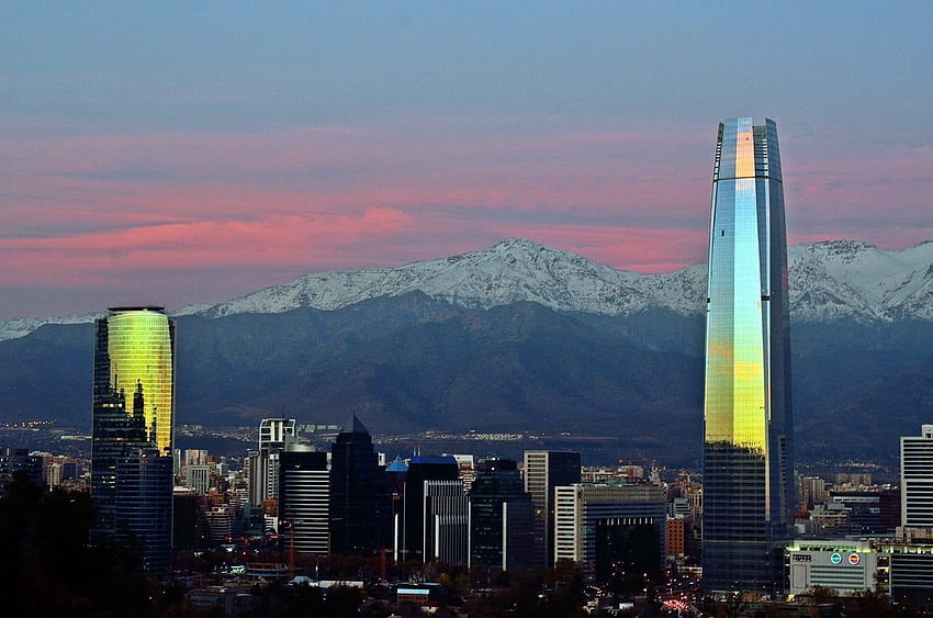 灰色のコンクリートの高層ビル、都市景観、サンティアゴ デ チリ 高画質の壁紙
