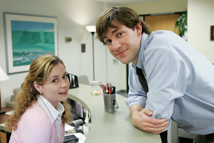 This 'The Office'-Themed Promposal Got Jenna Fischer's Stamp of Approval. Teen Vogue, Jim Halpert and Pam Beesly HD wallpaper