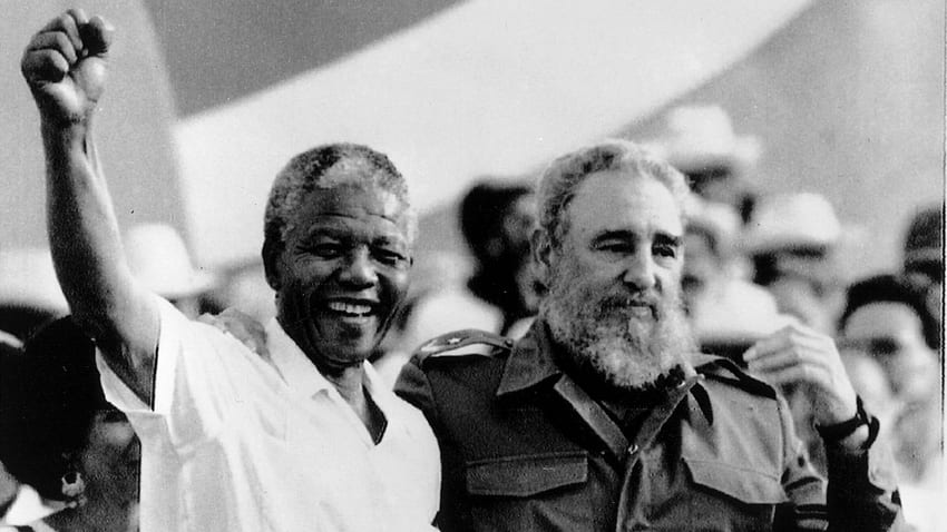 쿠바 지도자 피델 카스트로는 아프리카의 해방 아이콘이었습니다. HD 월페이퍼