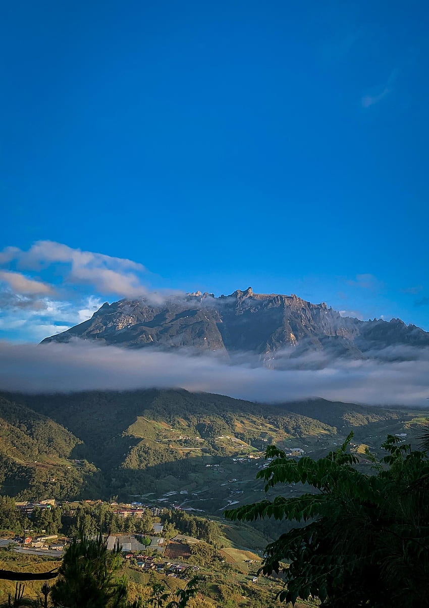 Mt Kinabalu Sabah Malaysia (2223 x 3148 OC) HD 전화 배경 화면