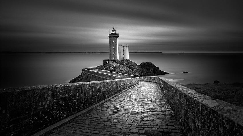 Phare du Petit Minou lighthouse in Plouzané, France. Travel spot, Lighthouse , Instagram background, Brest HD wallpaper