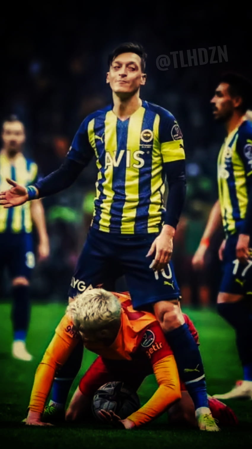 Mesut Özil, football, Fenerbahçe Fond d'écran de téléphone HD