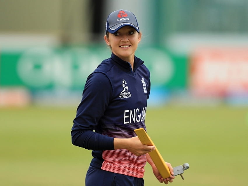 England's Sarah Taylor just happy to be playing again HD wallpaper