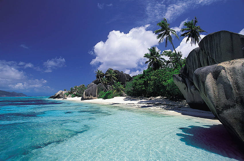 พื้นหลังชายหาด: Anse Source, La Digue, Seychelles Beach วอลล์เปเปอร์ HD