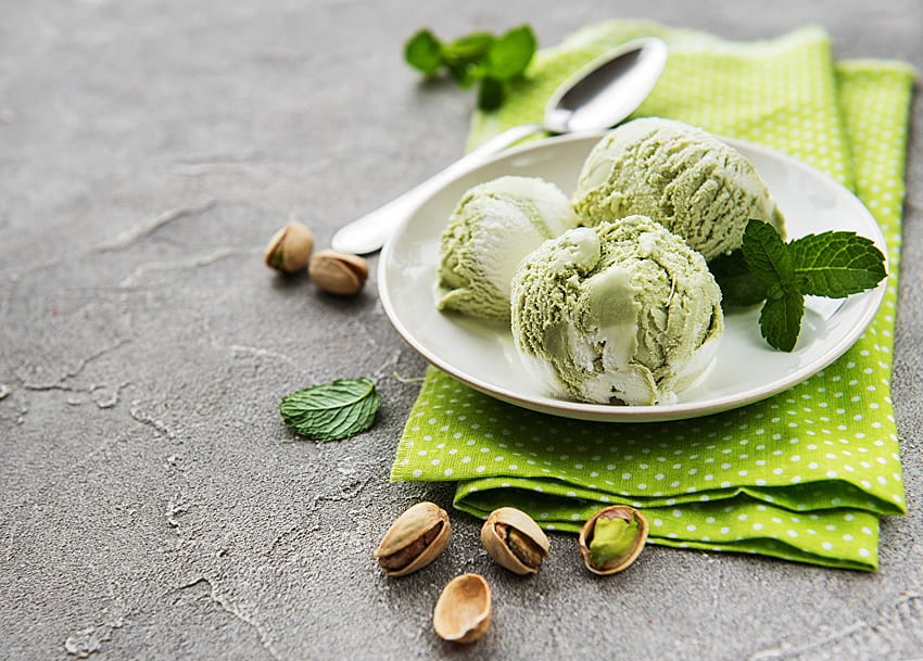 Green Ice cream Food Balls Three 3 Nuts HD wallpaper