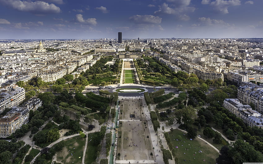 Champ de Mars, Paris, France Ultra Background HD wallpaper