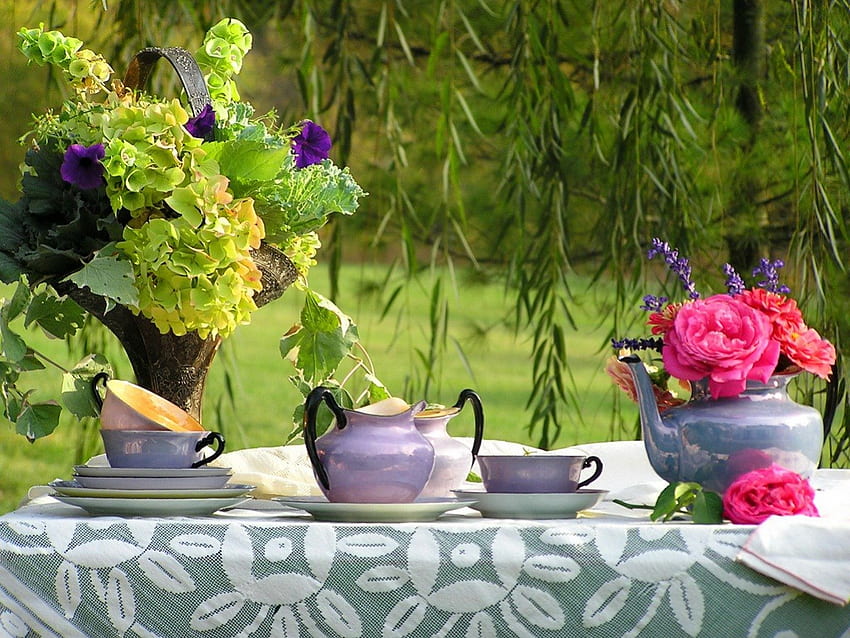 It's tea time!, bouquet, morning, tea, servise, nice, cups, yard, coffee, greenery, pleasant, table, tea time, roses, garden, vase, meadow, afternoon, beautiful, grass, fresh, park, pretty, freshness, green, branches, nature, flowers, willow, lovely HD wallpaper
