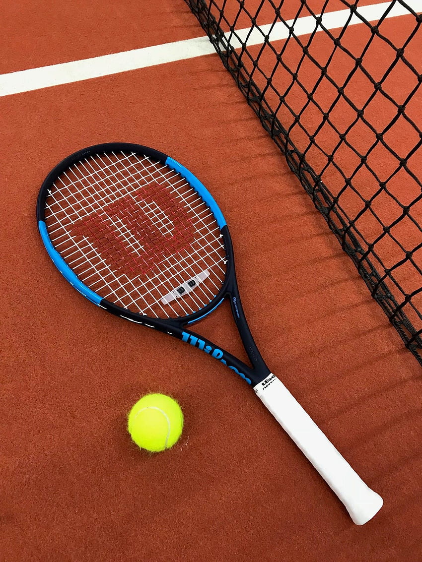 Tennis Racquet On Clay Court, Tennis Racket HD phone wallpaper