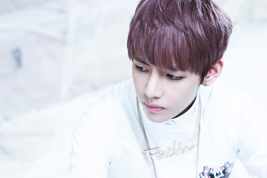 V. BTS (Bangtan Boys), V From BTS HD wallpaper