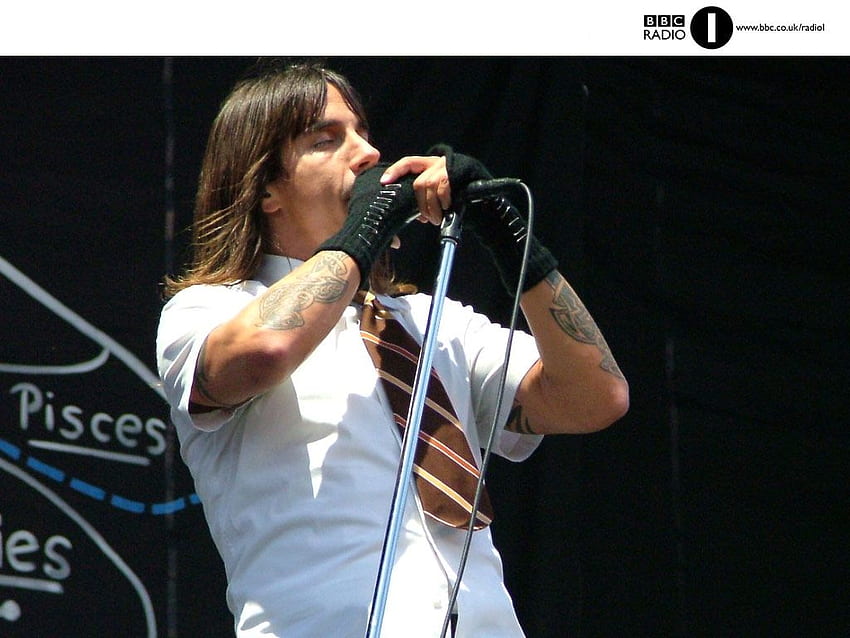 Chili S At Hyde Park Anthony Kiedis Flea Hyde Park Hd Wallpaper Pxfuel