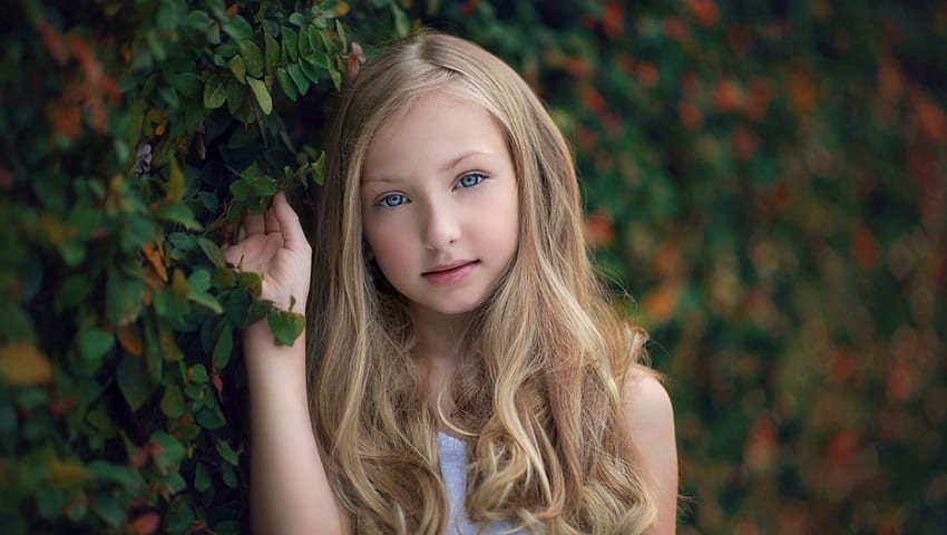 little girl, childhood, blonde, fair, nice, adorable, bonny, sweet, Belle, white, smile, eyes, girl, Standing, comely, sightly, pretty, green, face, nature, lovely, pure, child, blue, graphy, Tree, cute, baby, Nexus, beauty, kid, beautiful, people, little, pink, Fun, dainty HD wallpaper