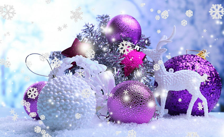 Decorazioni natalizie, viola, bianche, cervi, decorazioni, palline Sfondo HD