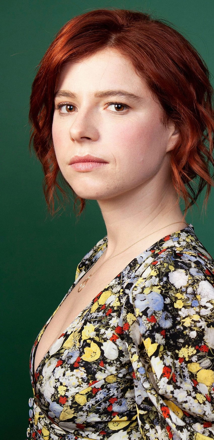Redhead, Jessie Buckley, Irish Actress beautiful in 2020. ジェシー・バックリー, 有名人, ジェシー, アイリッシュガール HD電話の壁紙