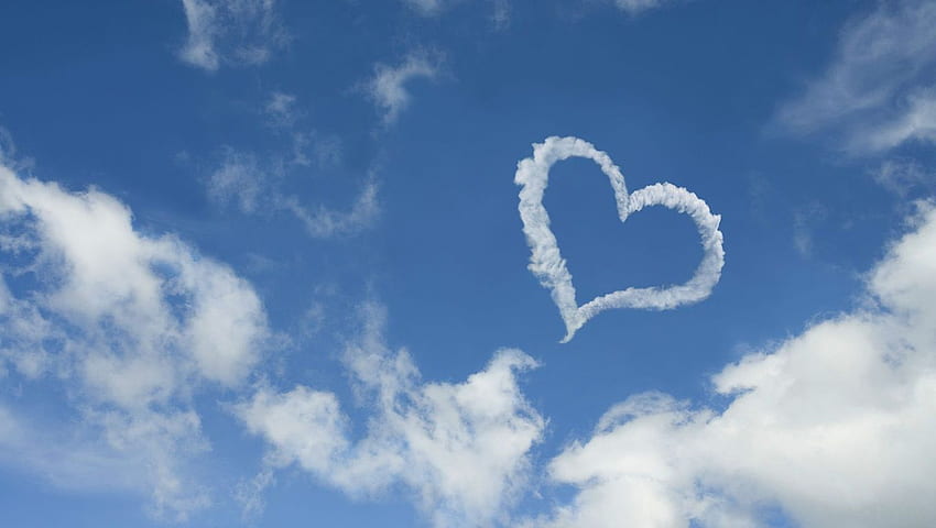 Nuvem em forma de coração Widescreen 5307, Nuvens de coração papel de parede HD