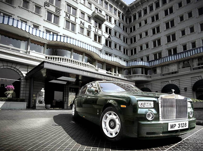 Phantom at panninsula, rolls royce, phantom, classic, luxury sedan, penninsula hotel, limousine HD wallpaper