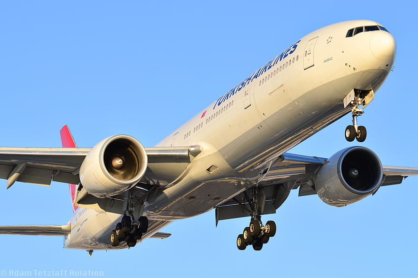 Boeing 777 Turkish Airlines HD wallpaper