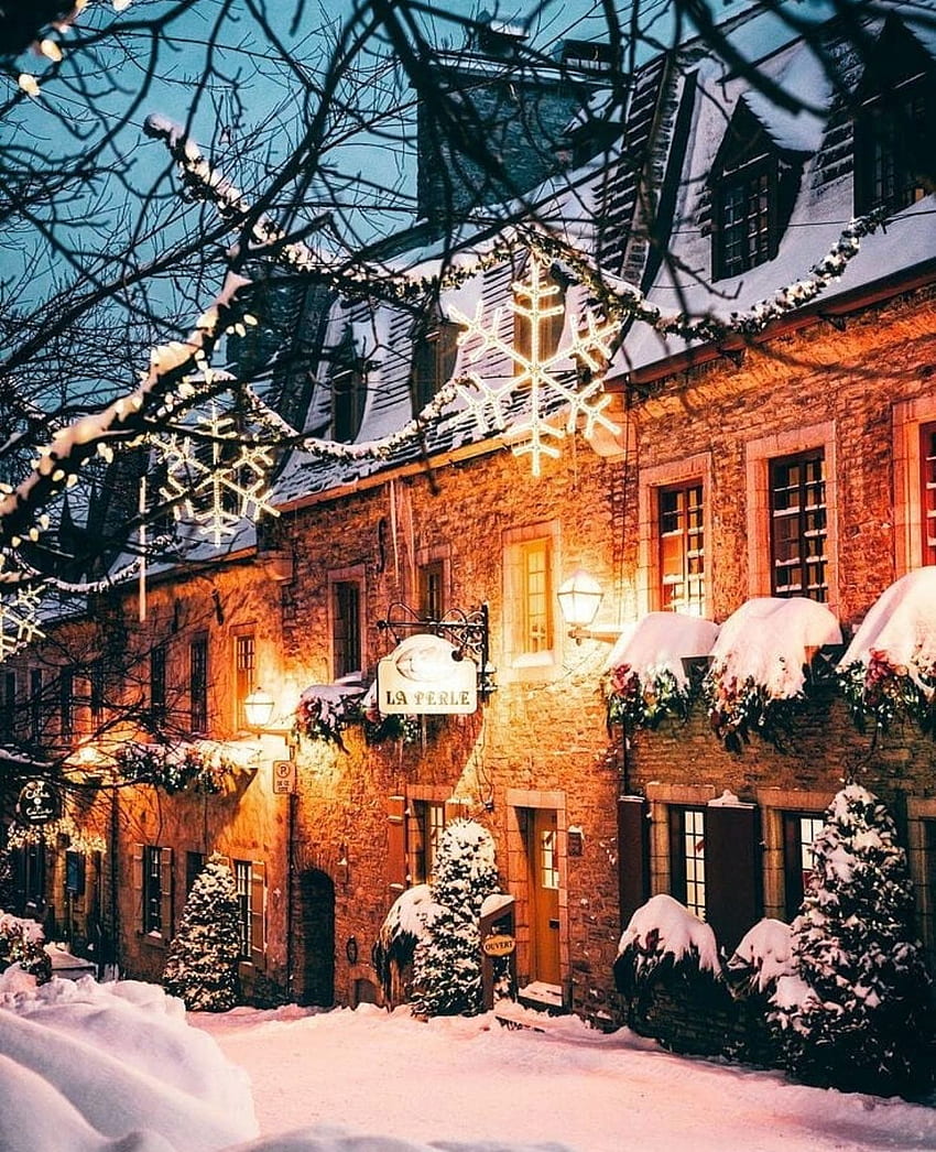 Cidade de Quebec, Canadá. Cenário de inverno, natal, estética natalina Papel de parede de celular HD