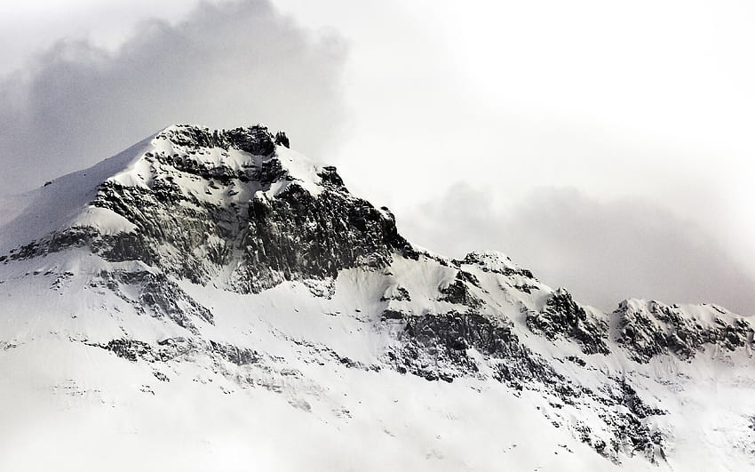 Montaña Blanca Nieve Invierno Mínimo, Montañas Minimalista fondo de pantalla