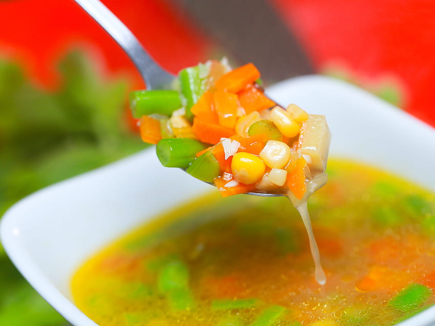 野菜スープの作り方 - スープと背景 高画質の壁紙