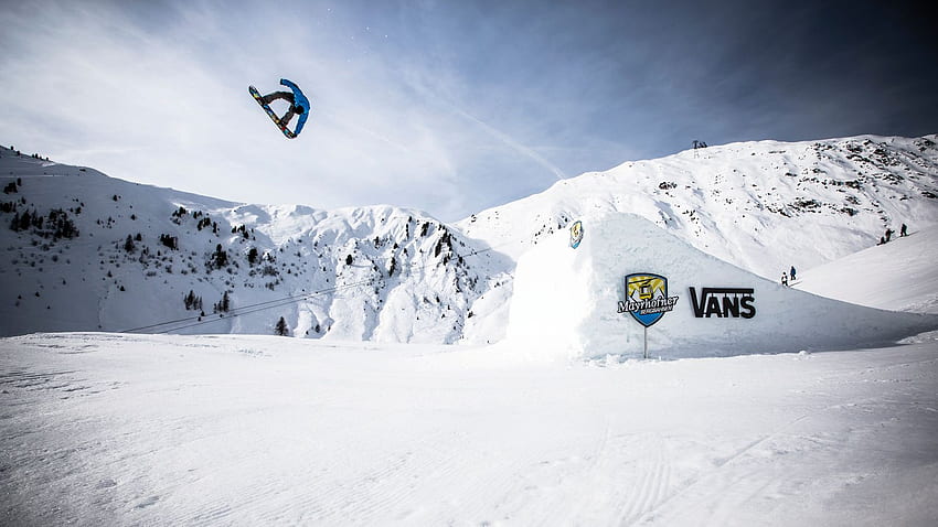 Vans V 66; Empire Snow Team's Favorite Boots, Red Bull Snowboarding HD wallpaper