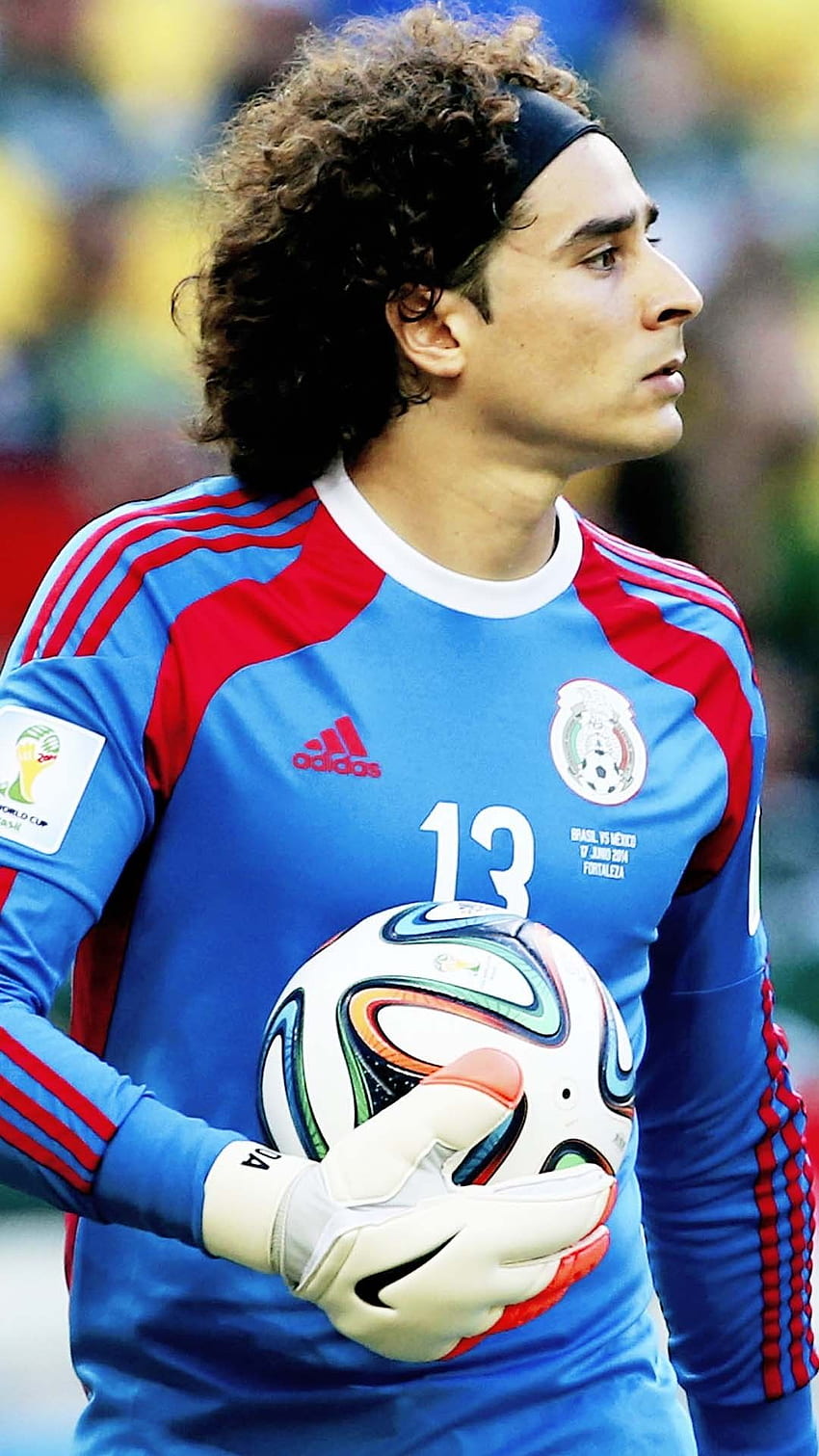 The Internet Hails Memo Ochoa as Mexico's Savior (Again) at the 2022 World  Cup