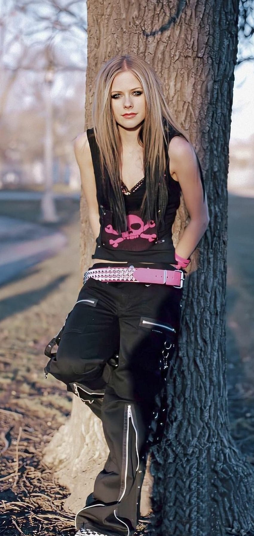 Avril Lavigne, twarz, wykres flash Tapeta na telefon HD