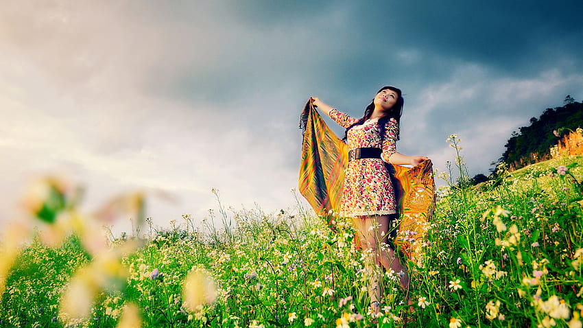 Field of Dreams, asian, field, yellow, happy, flowers, girl, beauty HD wallpaper