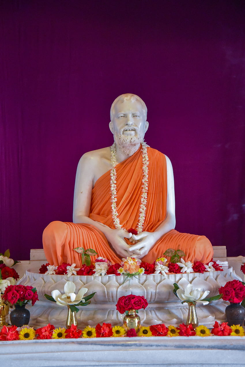Ramakrishna Math & Ramakrishna Mission, Belur Math - Sri Ramakrishna, Sri Ma Sarada, Swami Vivekananda, Swami Brahmananda, Belur Math'da, 24 Nisan 2021. HD telefon duvar kağıdı