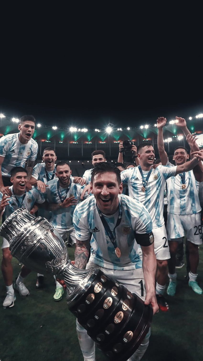 barcacentre - : Messi, Arjantin'in Copa América zaferini kutluyor. [ / Twitter, Arjantin Copa America HD telefon duvar kağıdı