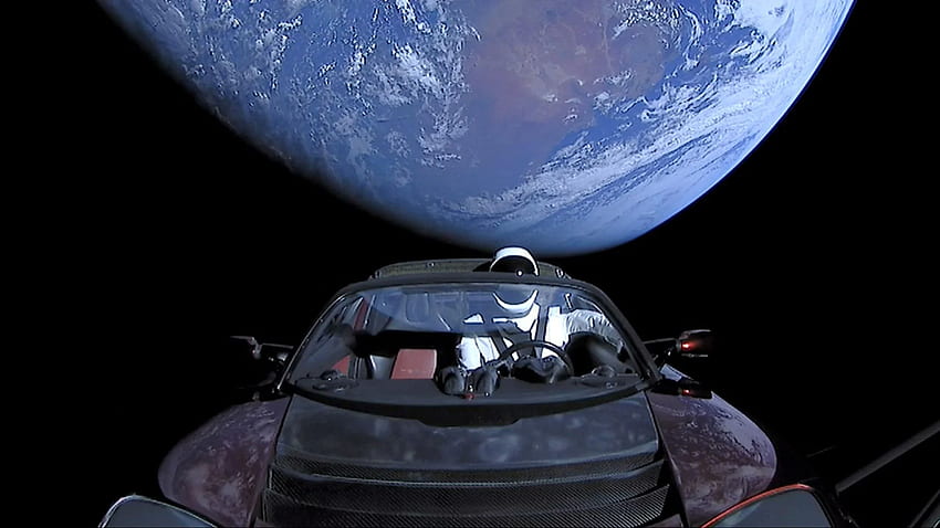 El épico viaje por carretera de SpaceX: Starman monta un Tesla Roadster, Tesla en el espacio fondo de pantalla