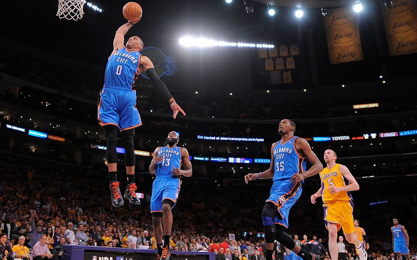 Dunk Russell Westbrook . Westbrook , Russell westbrook , Kevin Durant Dunking HD wallpaper