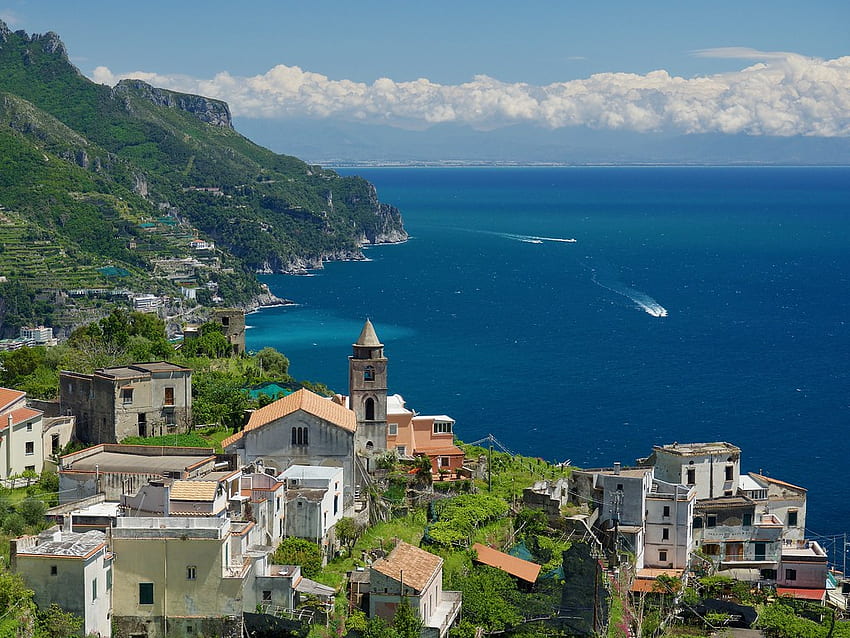 Ravello. A view over Torrello, below Ravello, Amalfi Coast HD wallpaper