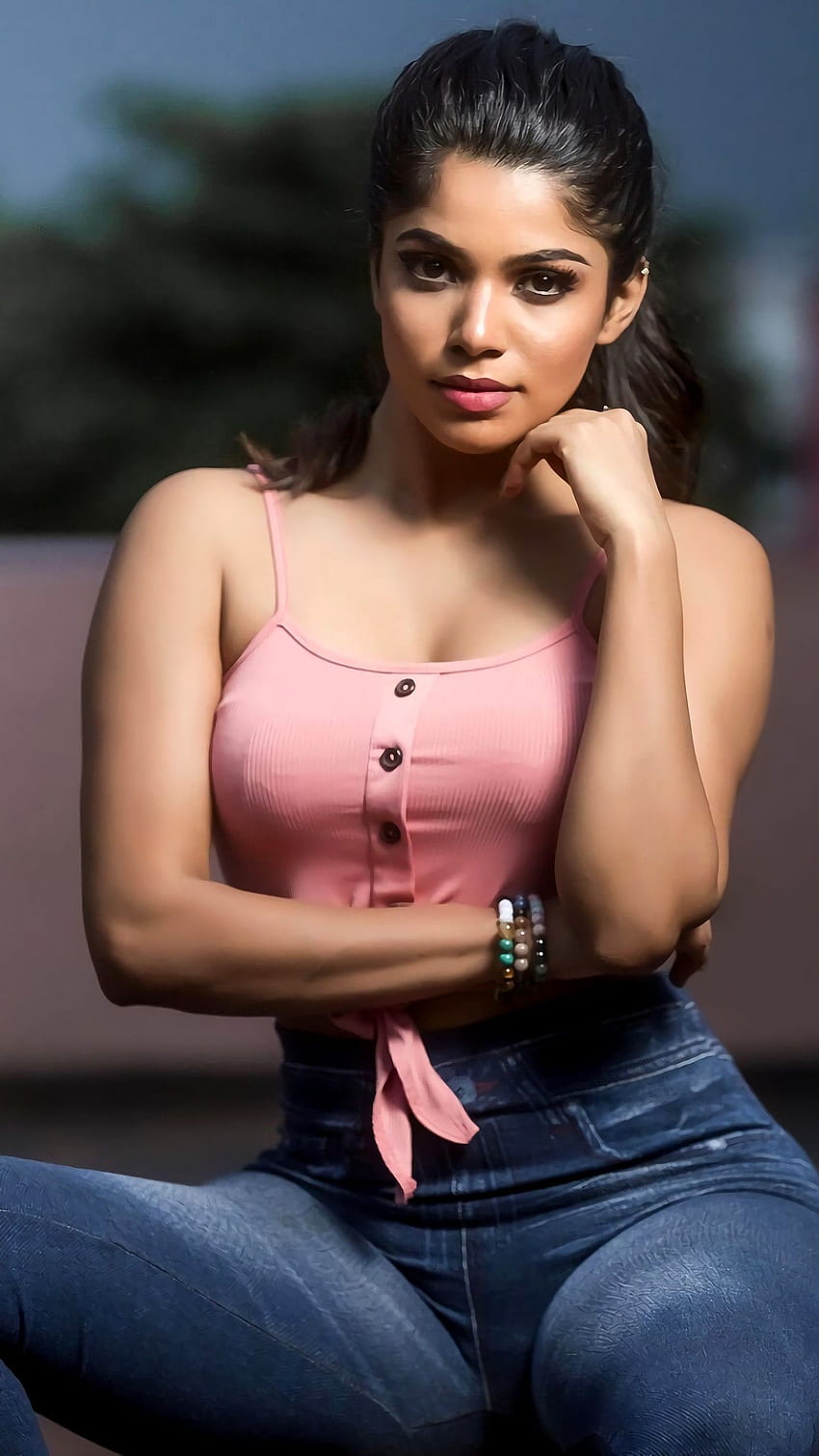 Divya Bharti, tamilska aktorka Tapeta na telefon HD