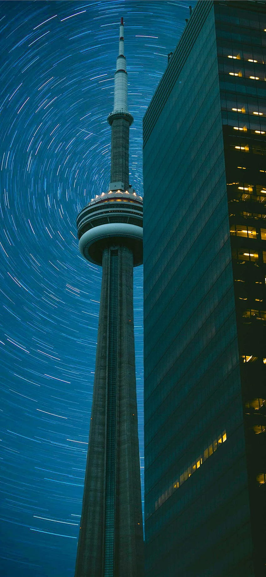 CN Tower in time lapse graphy iPhone X HD phone wallpaper