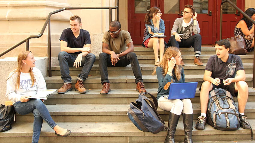 A Group Of Students Sitting On Steps - College Students Sitting On Steps - HD wallpaper