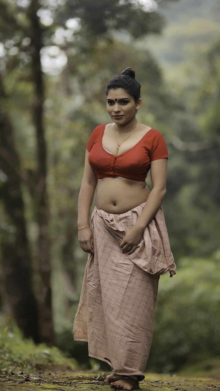 Reshmi nair, model Tapeta na telefon HD