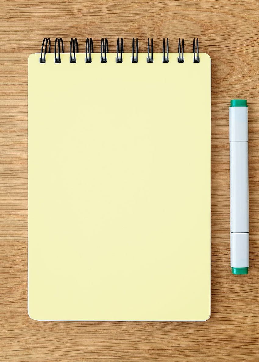 Página de cuaderno amarilla en blanco con una maqueta de bolígrafo. por / KUTTHALEEYO. Bolígrafo y papel, plantillas de cuaderno, bolígrafo, cuaderno abierto fondo de pantalla del teléfono