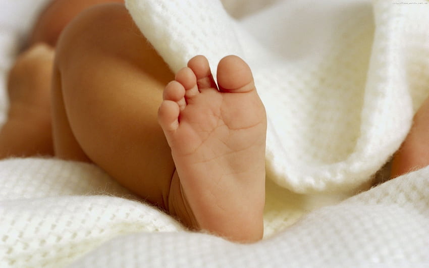 Baby Foot Ultra Background for U TV : Tablet : Smartphone HD wallpaper