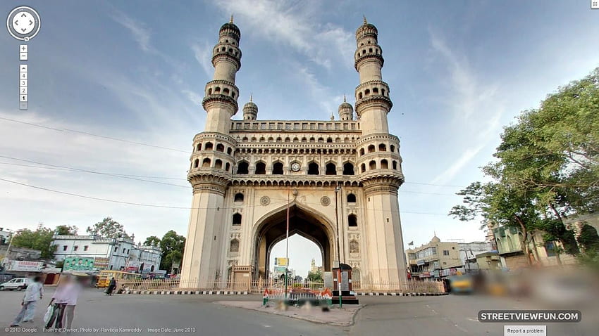 Hyderabad, Telangana, India, 12th July 2016: View of the Makkah masjid  mosque from Charminar in Hyderabad. This is a famous landmark in the old  city Stock Photo - Alamy