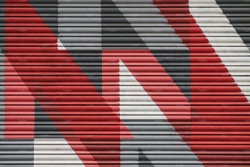 Detail eines von Slomo gemalten Graffitis auf einem metallischen Rollladen, Texture Shutters HD-Hintergrundbild