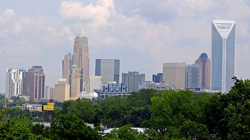 Charlotte, North Carolina, is now the 15th largest US city, Charlotte Skyline HD wallpaper