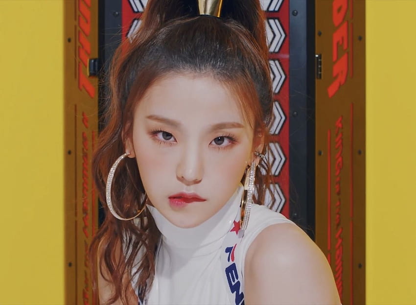 1920x1080px, 1080P Free download | about Hwang Yeji. ITZY. 황예지. See ...