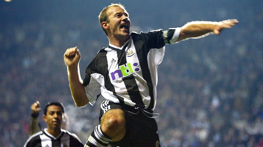Newcastle captain Alan Shearer celebrates his pena HD wallpaper