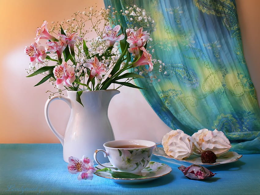 still life, gentle, colors, wonderful, nice, flower, gradient, sweets, vase, feminine, cup, candy, still live, nature, lilies, cookies, harmony, colorful, graphy, tea, cup tea, beauty, abstract, , flower bouquet, color, beautiful, elegant, jug, cakes, cool, flowers, drink HD wallpaper
