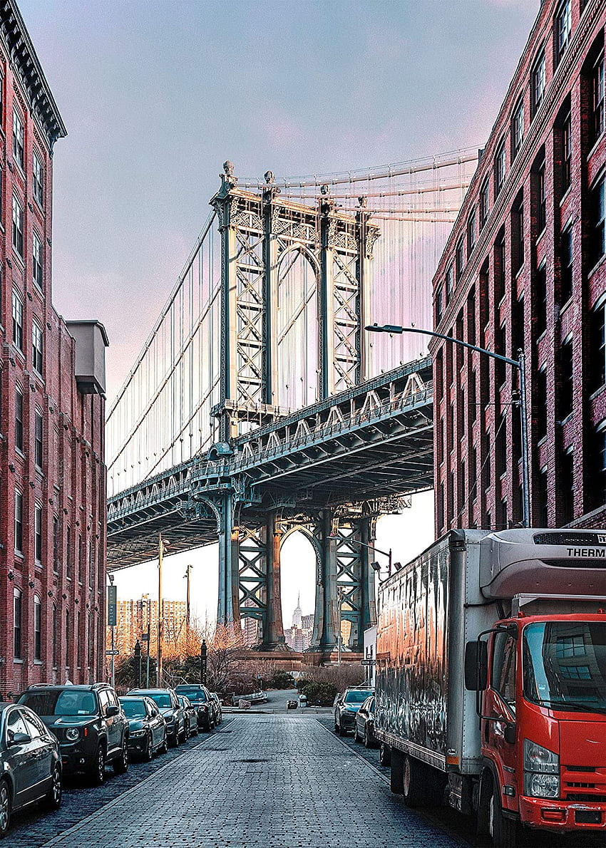 Dumbo 1000 Piece Jigsaw Puzzle for Adults and Children (Brooklyn New York Neighborhood Landmark)—Jigsaw Central : Toys & Games HD phone wallpaper