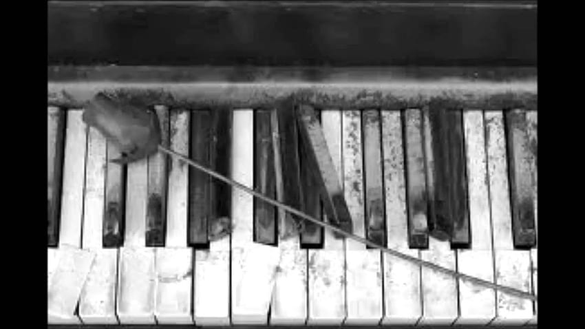Duygusal İlham Verici Hüzünlü Piyano Yumuşak Müzik, Kırık Piyano HD duvar kağıdı