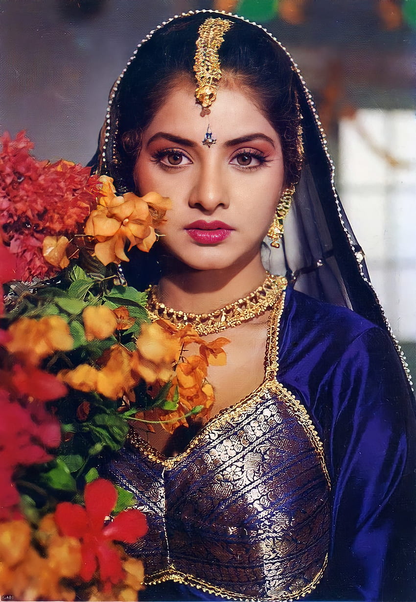 Divya Bharti, mata, organ, Bollywood wallpaper ponsel HD