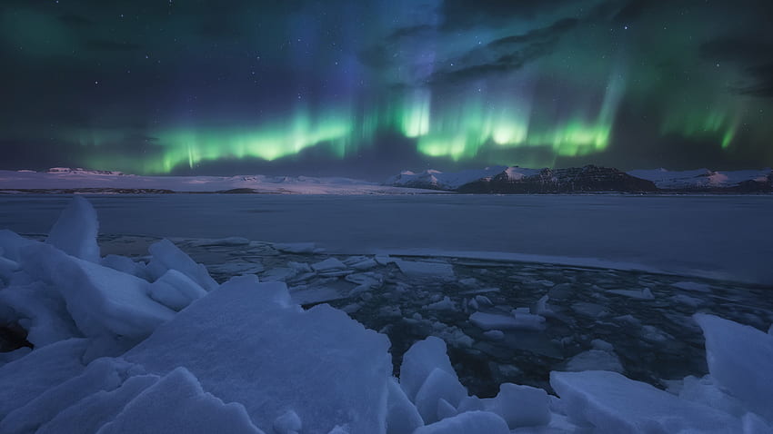 Hermosa Aurora Boreal Luces Del Norte Iceberg Congelado Cielo Estrellado fondo de pantalla