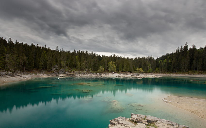 mountain lake, glacial lake, forest, cloudy weather, environment, lake, Canada HD wallpaper