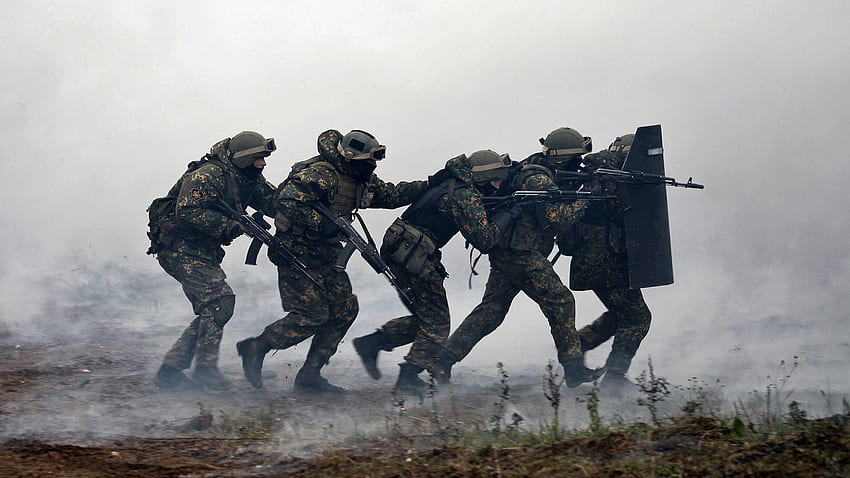 soldato militare spetsnaz forze speciali russo russia esercito russo fumo JPG 326 kB Sfondo HD